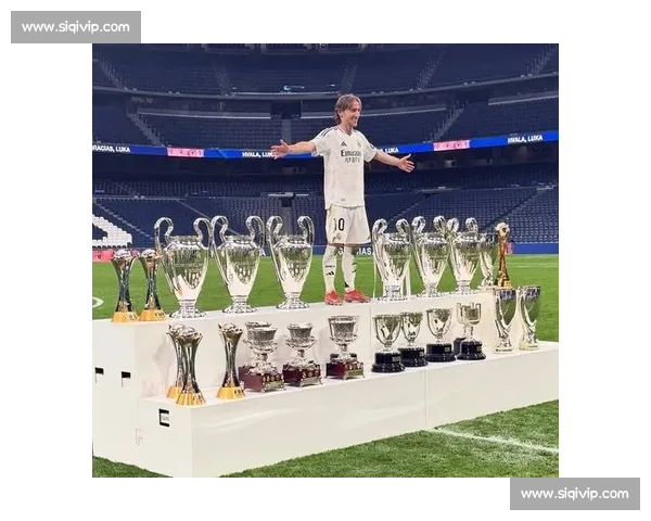 莫德里奇接班人争夺战！皇马启动中场 “寻宝计划”